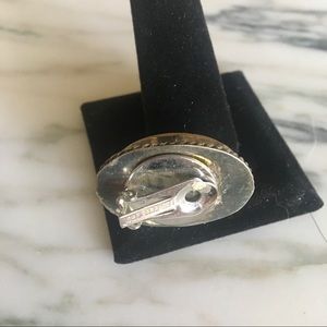 les bernard Jewelry - Woman’s vintage Les Bernard earrings les bernard Jewelry - Woman’s vintage Les Bernard earrings